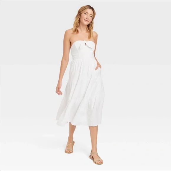 tie strap dress midi Light Blue Printed Midi Dress With Tie Straps by Entro